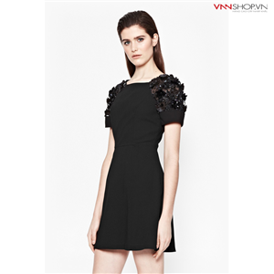 Váy French Connection  màu đen cổ vuông tay đính hạt hình hoa