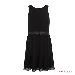 Váy voan COAST mầu đen, thân váy 2 lớp đính hạt