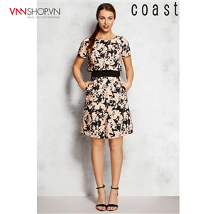 Váy Coast nền hồng nhạt họa tiết hình hoa mầu đen
